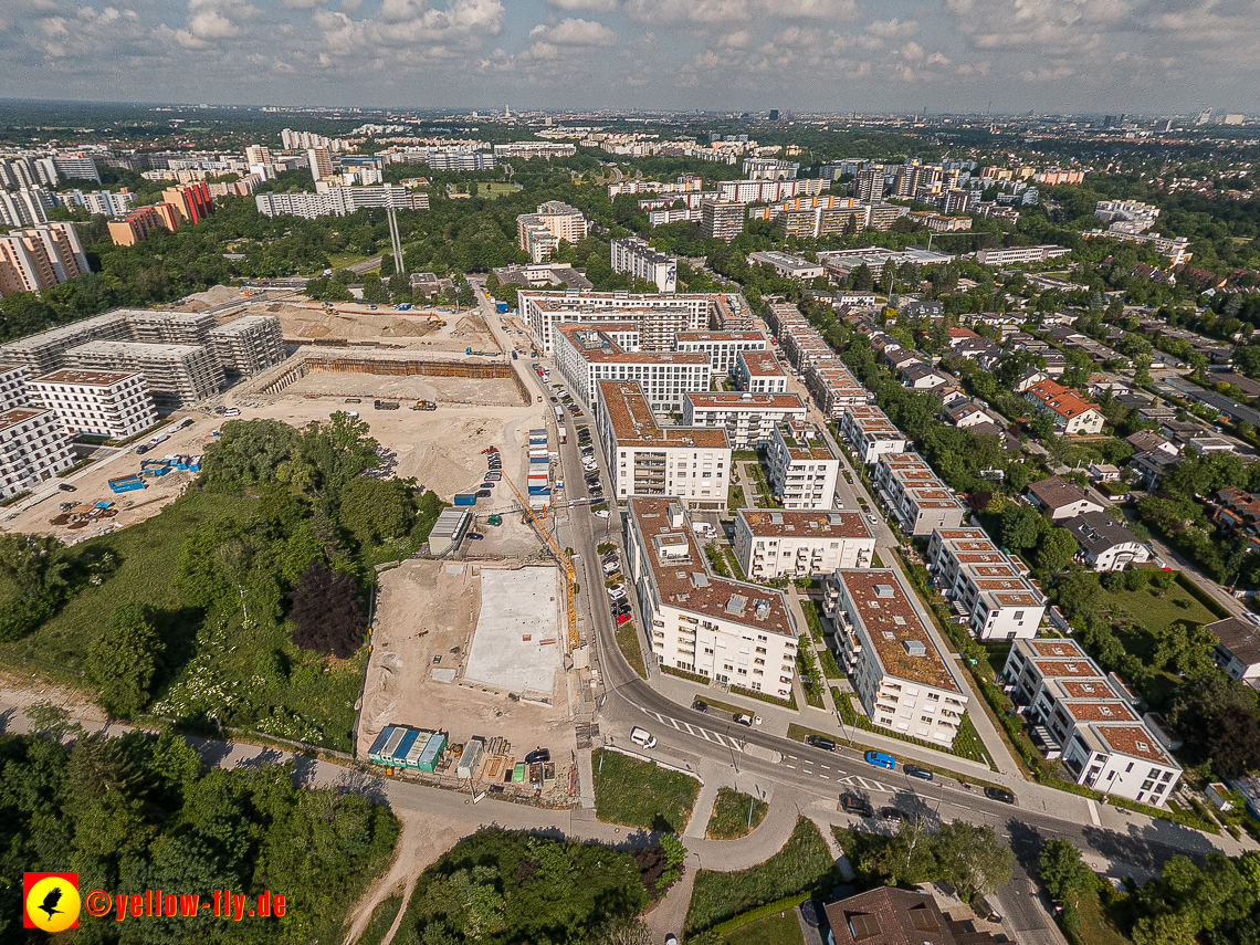 07.06.2023 - Aktuelle Luftbilder aus dem Alexisquartier und Pandion Verde in Neuperlach in München